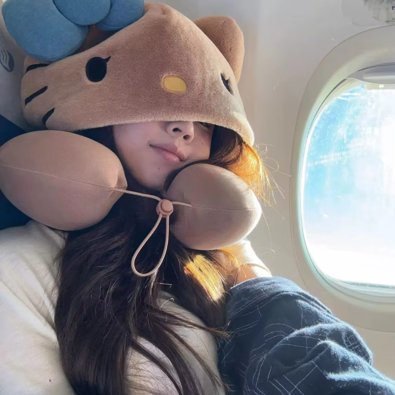 Hello Kitty Hooded Pillow Neck - Travel Accessories For Europe incelemesi ve fiyatı